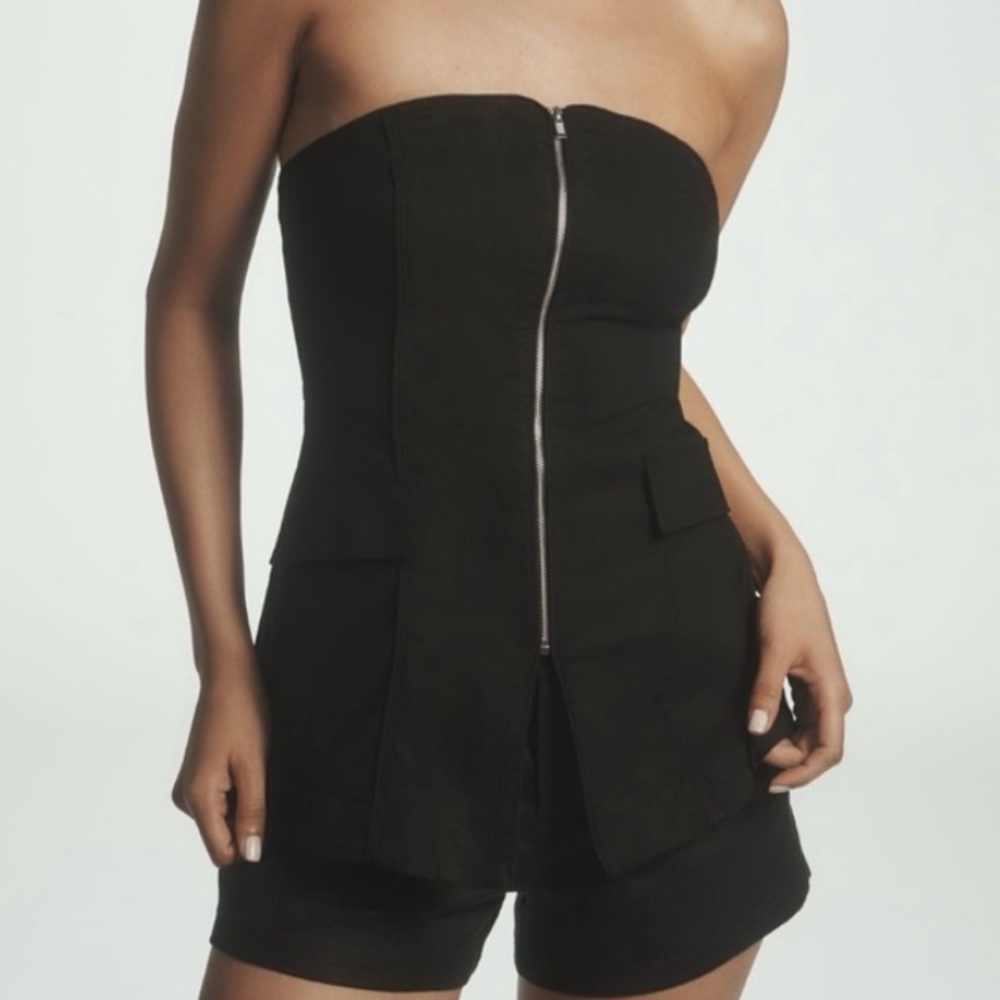 🟤NWT ANTHROPOLOGIE Zip Front Tank Top in Black